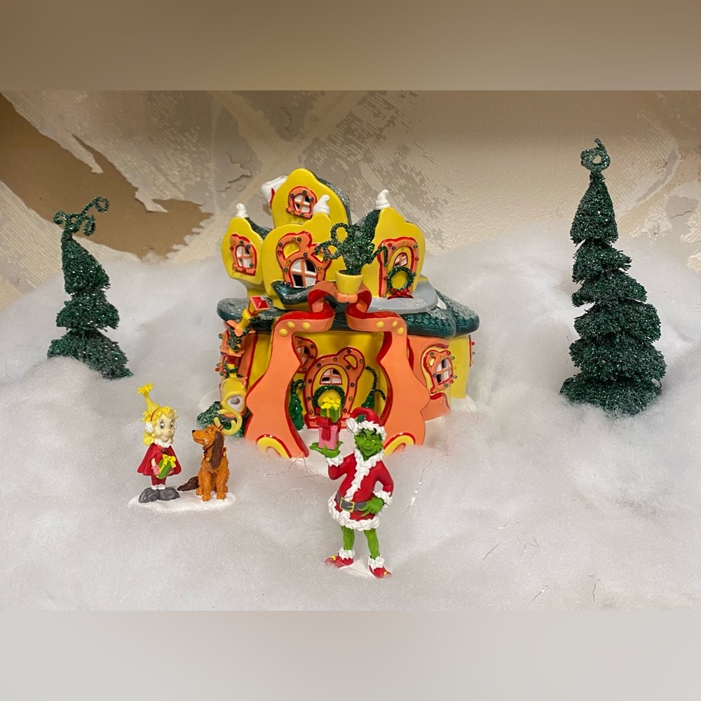Dept 56 Snow Village Cindy Lou Who's House The Grinch Dr Seuss #56.59004 NIB